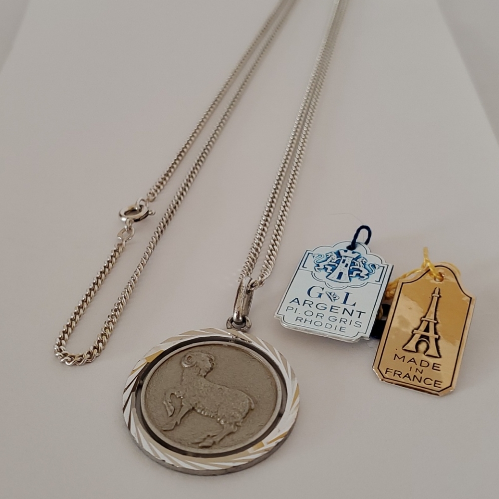 Aries Zodiac pendant with necklace. - Picture 3 of 4